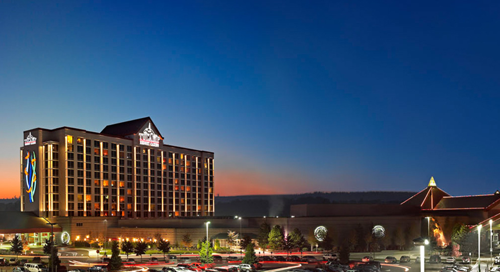 hotel parking tulalip casino