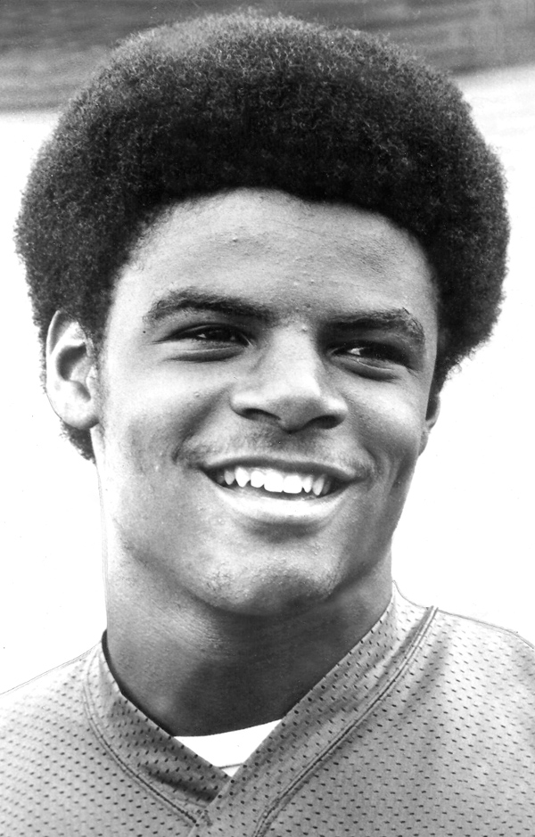 Warren-Moon-UW-Quarterback-1977.jpg